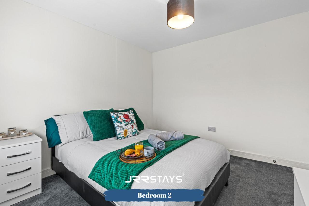 Tipton 3 Bedroom House Garden Sleeps 7 - Jrr Stays Coseley Exterior foto
