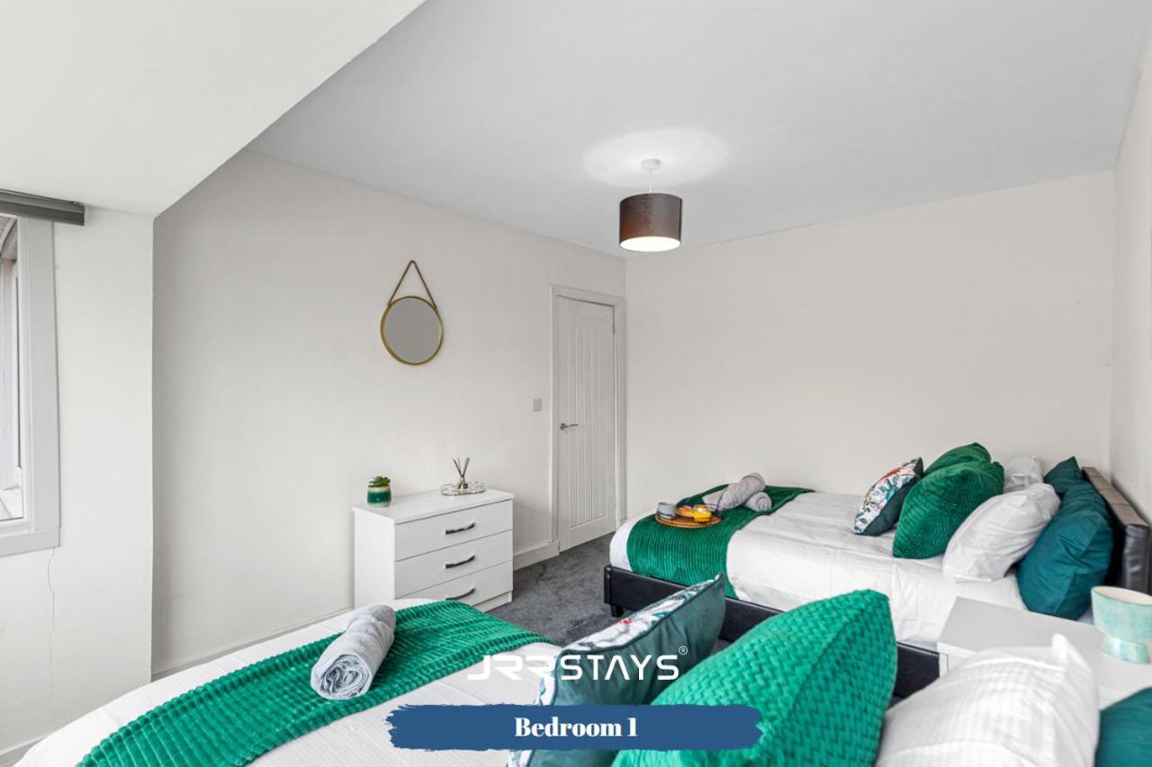 Tipton 3 Bedroom House Garden Sleeps 7 - Jrr Stays Coseley Exterior foto